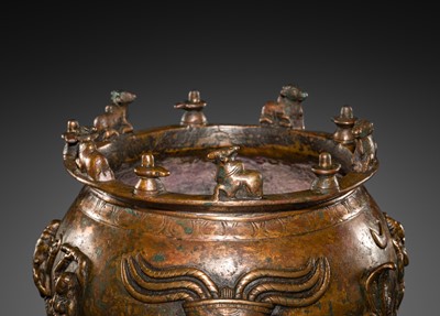 Lot 88 - A SHAIVITE COPPER ALLOY JAR FOR HOLY ASHES, VIBHUTIPATRA, TAMIL NADU, 18TH CENTURY