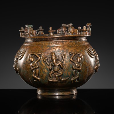 Lot 88 - A SHAIVITE COPPER ALLOY JAR FOR HOLY ASHES, VIBHUTIPATRA, TAMIL NADU, 18TH CENTURY