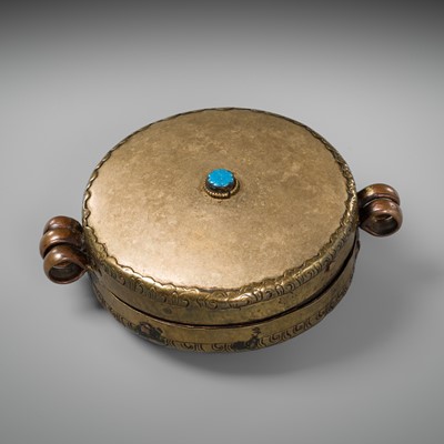 Lot 223 - A BRONZE AND COPPER AMULET BOX, GAU, 18TH-EARLY 19TH CENTURY