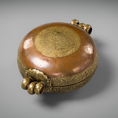 Lot 224 - A COPPER-PATINATED BRASS CHARM BOX AND COVER, GAU, 19TH CENTURY