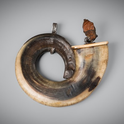 Lot 166 - A BONE POWDER HORN WITH IRON MOUNTS