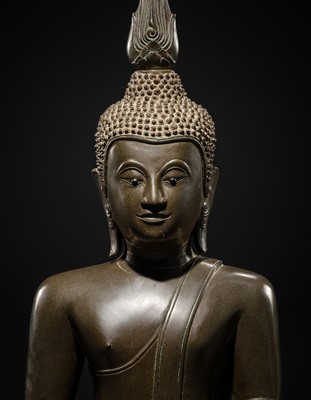 Lot 29 - A MASSIVE BRONZE FIGURE OF BUDDHA SHAKYAMUNI, 18TH-19TH CENTURY