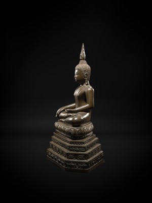 Lot 29 - A MASSIVE BRONZE FIGURE OF BUDDHA SHAKYAMUNI, 18TH-19TH CENTURY