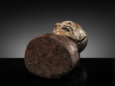 Lot 116 - A RARE CARVED WOOD BUST OF SHIVA, LATE MALLA, THREE KINGDOMS PERIOD