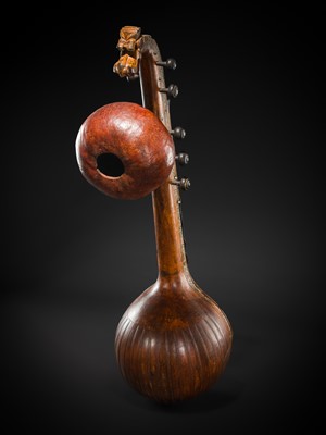 Lot 103 - A CARVED WOOD LONG-NECKED LUTE, SARASWATI VEENA, CHENNAI