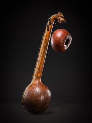 Lot 103 - A CARVED WOOD LONG-NECKED LUTE, SARASWATI VEENA, CHENNAI