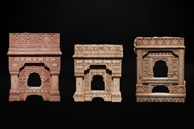 Lot 92 - A GROUP OF THREE MUGHAL MARBLE ‘CHINI-KHANA’ PANELS