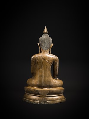 Lot 13 - A LARGE AND EXCEPTIONAL BRONZE FIGURE OF BUDDHA SHAKYAMUNI, SHAN STYLE, 17TH-18TH CENTURY