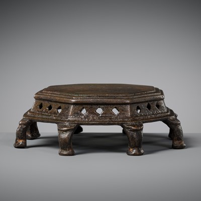 Lot 244 - A BRONZE OCTAGONAL BAJOT-FORM STAND, , 19TH-20TH CENTURY