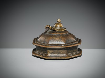 Lot 185 - A BRONZE ‘PAGODA’ INKWELL, DECCAN, 19TH CENTURY