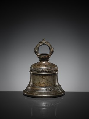 Lot 157 - A NEWARI BRONZE TEMPLE BELL, NEPAL, 17TH CENTURY