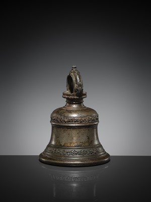Lot 157 - A NEWARI BRONZE TEMPLE BELL, NEPAL, 17TH CENTURY