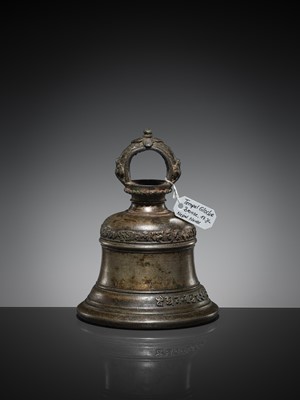 Lot 157 - A NEWARI BRONZE TEMPLE BELL, NEPAL, 17TH CENTURY