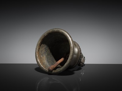 Lot 157 - A NEWARI BRONZE TEMPLE BELL, NEPAL, 17TH CENTURY