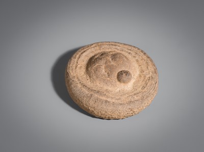 Lot 142 - A RARE SMALL SANDSTONE FIGURE OF A TURTLE, ANGKOR PERIOD, 12TH-14TH CENTURY