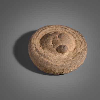 Lot 142 - A RARE SMALL SANDSTONE FIGURE OF A TURTLE, ANGKOR PERIOD, 12TH-14TH CENTURY