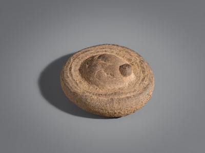 Lot 142 - A RARE SMALL SANDSTONE FIGURE OF A TURTLE, ANGKOR PERIOD, 12TH-14TH CENTURY