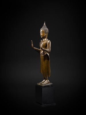 Lot 26 - A FINE BRONZE FIGURE OF BUDDHA, AYUTTHAYA KINGDOM, 16TH-17TH CENTURY