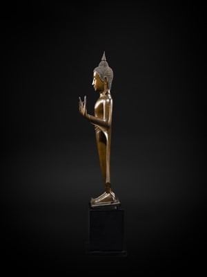 Lot 26 - A FINE BRONZE FIGURE OF BUDDHA, AYUTTHAYA KINGDOM, 16TH-17TH CENTURY