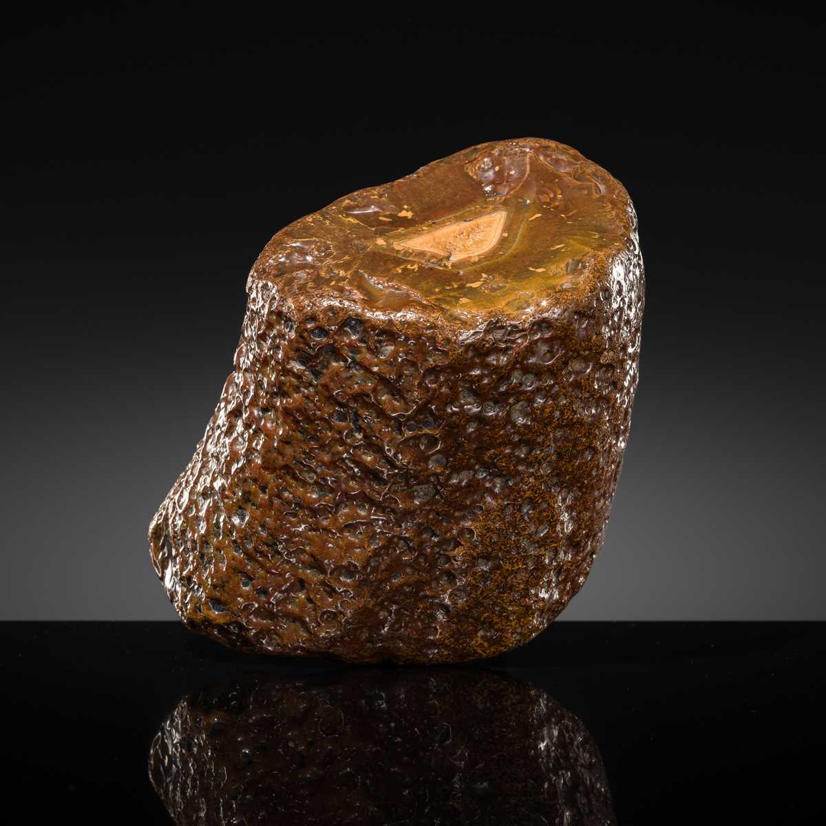 Lot 133 - AN AGATE SCHOLAR’S ROCK, 19TH TO EARLY 20TH CENTURY