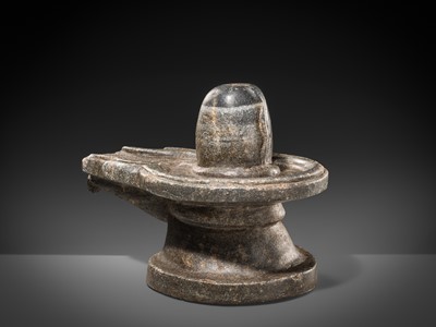 Lot 115 - A LARGE STONE LINGAM AND YONI, BENGAL