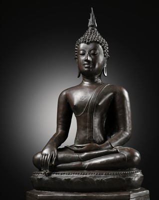 Lot 270 - A LARGE BRONZE FIGURE OF BUDDHA, NORTHERN SUKHOTHAI, 15TH CENTURY