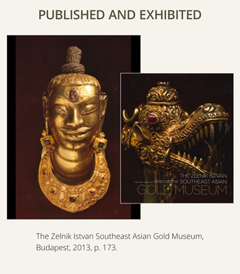 Lot 240 - AN EXCEEDINGLY RARE CHAM GOLD AND SILVER REPOUSSÉ HEAD OF SHIVA, LINGAKOSHA