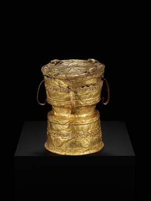 Lot 238 - AN EXTREMELY RARE AND IMPORTANT GOLD RAIN DRUM, ANCIENT KINGDOMS OF CHAM