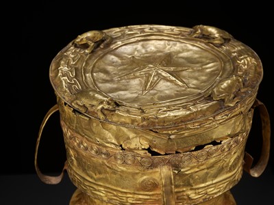 Lot 238 - AN EXTREMELY RARE AND IMPORTANT GOLD RAIN DRUM, ANCIENT KINGDOMS OF CHAM