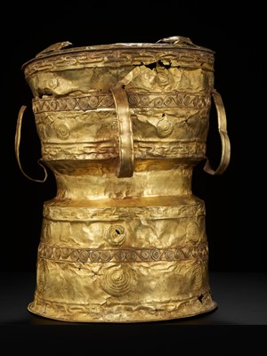 Lot 238 - AN EXTREMELY RARE AND IMPORTANT GOLD RAIN DRUM, ANCIENT KINGDOMS OF CHAM