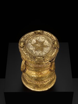 Lot 238 - AN EXTREMELY RARE AND IMPORTANT GOLD RAIN DRUM, ANCIENT KINGDOMS OF CHAM