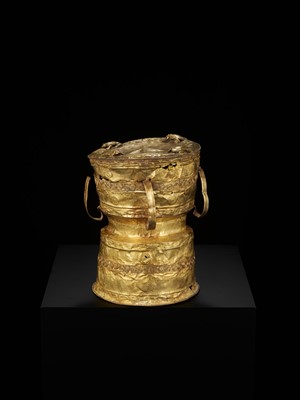 Lot 238 - AN EXTREMELY RARE AND IMPORTANT GOLD RAIN DRUM, ANCIENT KINGDOMS OF CHAM