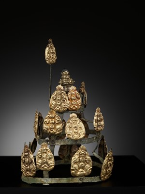 Lot 241 - A UNIQUE SILVER CROWN WITH GOLD ORNAMENTS, ANCIENT KINGDOMS OF CHAM