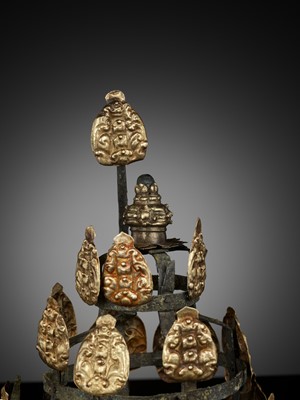 Lot 241 - A UNIQUE SILVER CROWN WITH GOLD ORNAMENTS, ANCIENT KINGDOMS OF CHAM