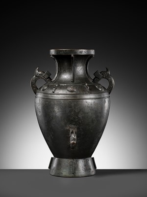 Lot 384 - A LARGE ARCHAISTIC BRONZE JAR, LEI, SONG DYNASTY
