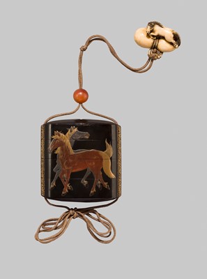 Lot 213 - KOAMI CHOIN: A FINE BLACK LACQUERED FOUR-CASE INRO WITH HORSES