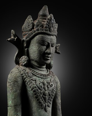 Lot 216 - A RARE AND IMPORTANT BRONZE FIGURE OF A CROWNED BUDDHA, THAILAND OR BURMA, 13TH CENTURY