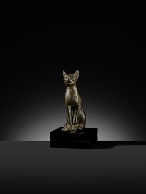 Lot 37 - A SUPERB BRONZE FIGURE OF A CAT, BASTET, LATE PERIOD, DYNASTY XXVI-XXX