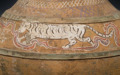Lot 532 - A PAINTED POTTERY VASE, HU, HAN DYNASTY
