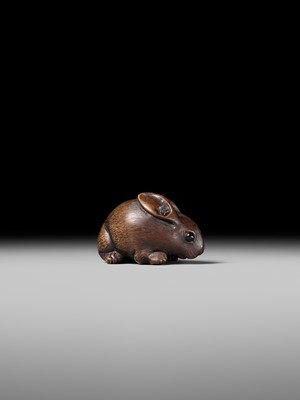 Lot 178 - HIDARI ISSAN: A FINE WOOD NETSUKE OF A HARE