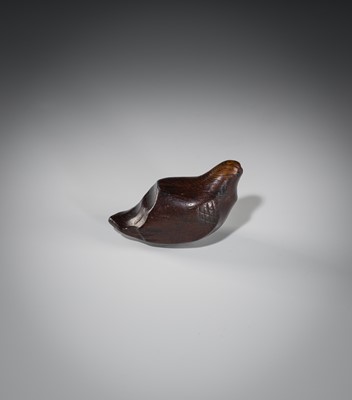 Lot 186 - SUKENAGA: A RARE ITTOBORI YEW WOOD NETSUKE OF A PIGEON