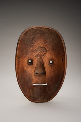 Lot 89 - A LACQUERED WOOD NOH MASK OF AN ONNA