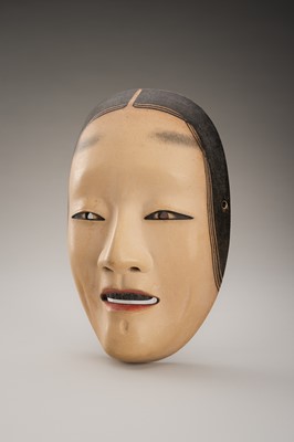 Lot 89 - A LACQUERED WOOD NOH MASK OF AN ONNA