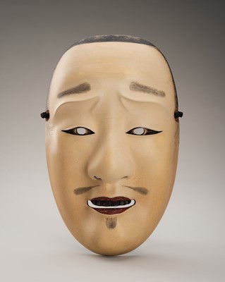 Lot 90 - A LACQUERED WOOD NOH MASK OF CHUJO