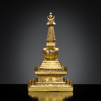 Lot 302 - A GILT BRONZE STUPA, QING DYNASTY, 18TH – 19TH CENTURY