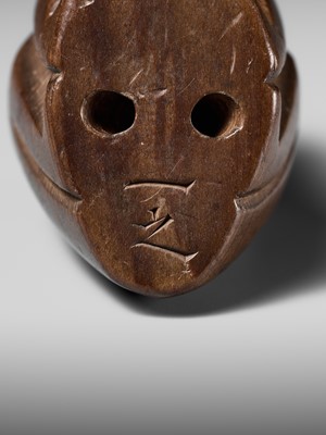 Lot 187 - KAZUYUKI: A RARE ITTOBORI YEW WOOD NETSUKE OF A CROUCHING FROG