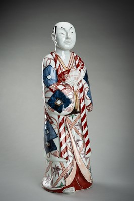 Lot 194 - A LARGE IMARI PORCELAIN FIGURE OF AN ACTOR