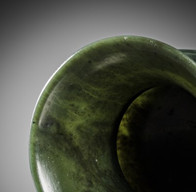 A SPINACH-GREEN JADE ZHADOU, LATE MING TO EARLY QING