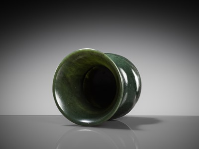 A SPINACH-GREEN JADE ZHADOU, LATE MING TO EARLY QING