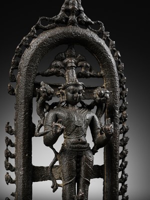 Lot 200 - A FINE AND RARE BRONZE ALTAR OF SURYA, PALA PERIOD